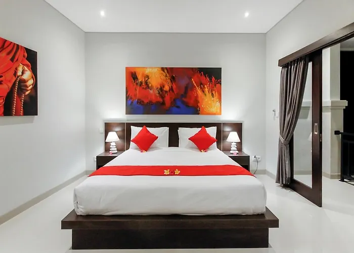 Villa 66, 5 Min Walk To Double 6 *
