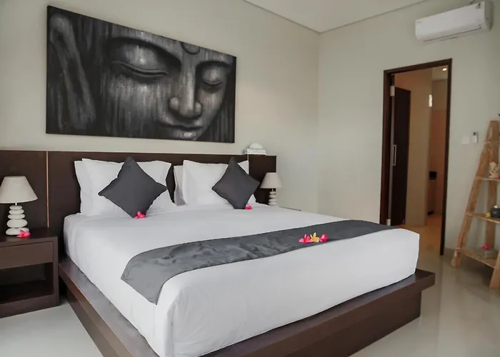 66, 5 Min Walk To Double 6 Seminyak